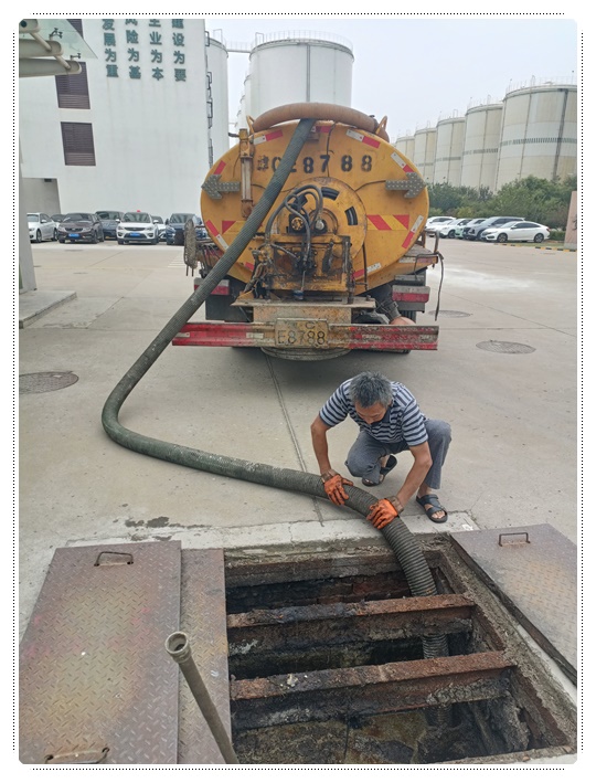 南芬隔油池清掏