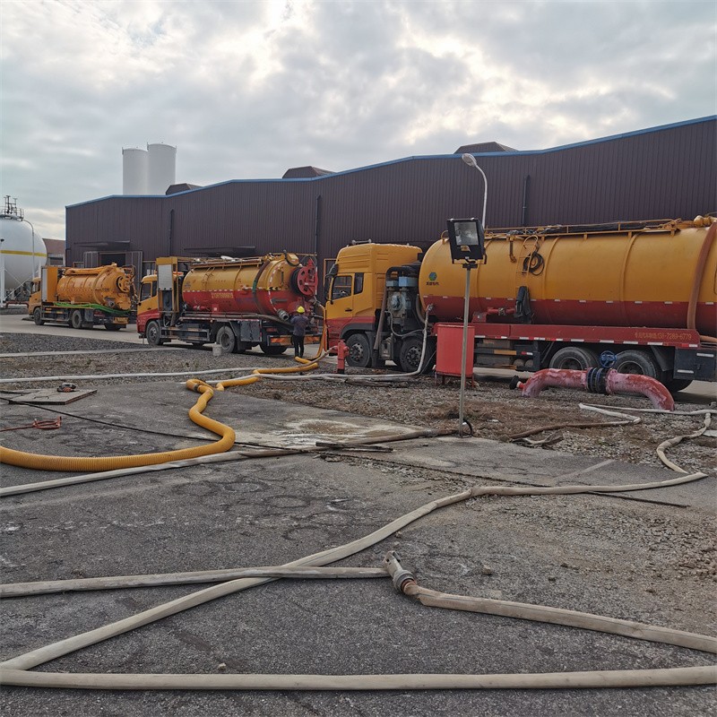 南芬污水池清理